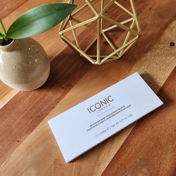 Beachside Babe Eyeshadow Palette ICONIC LONDON - Picture 7 of 9